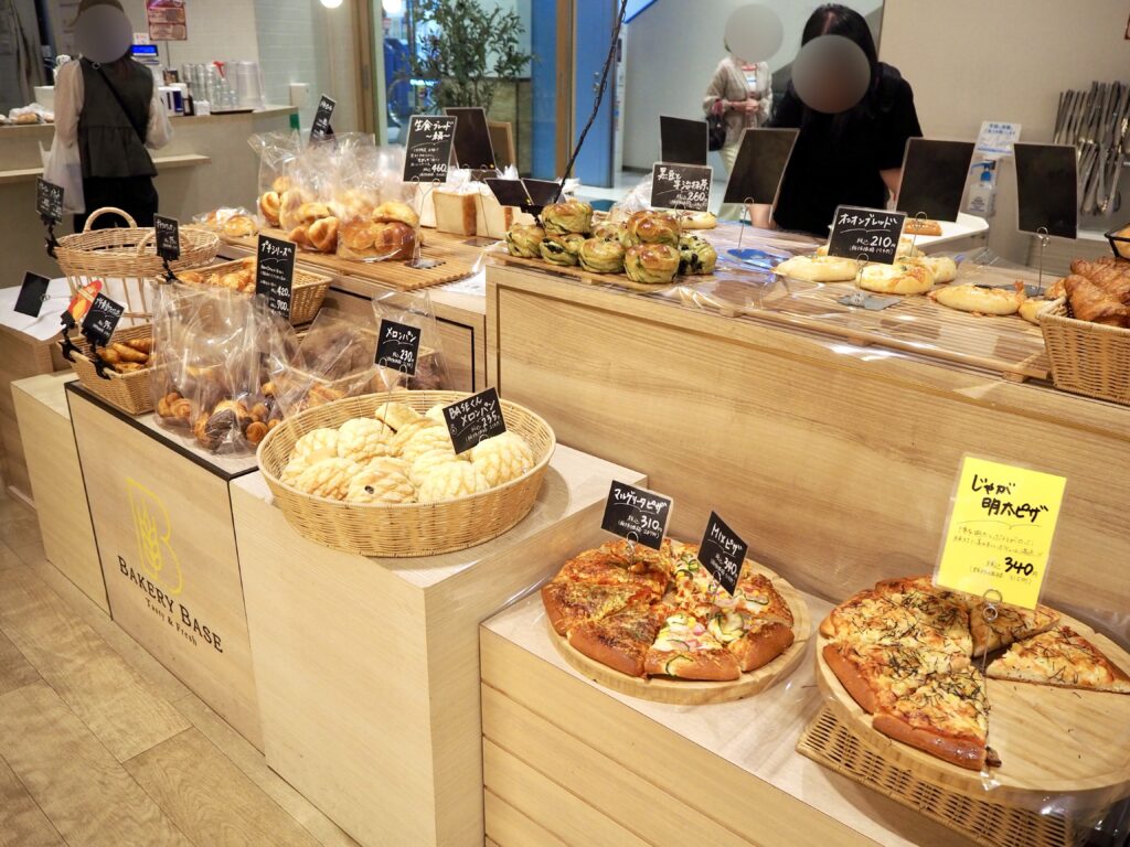 鶴ヶ峰のパン屋|ベーカリーベース