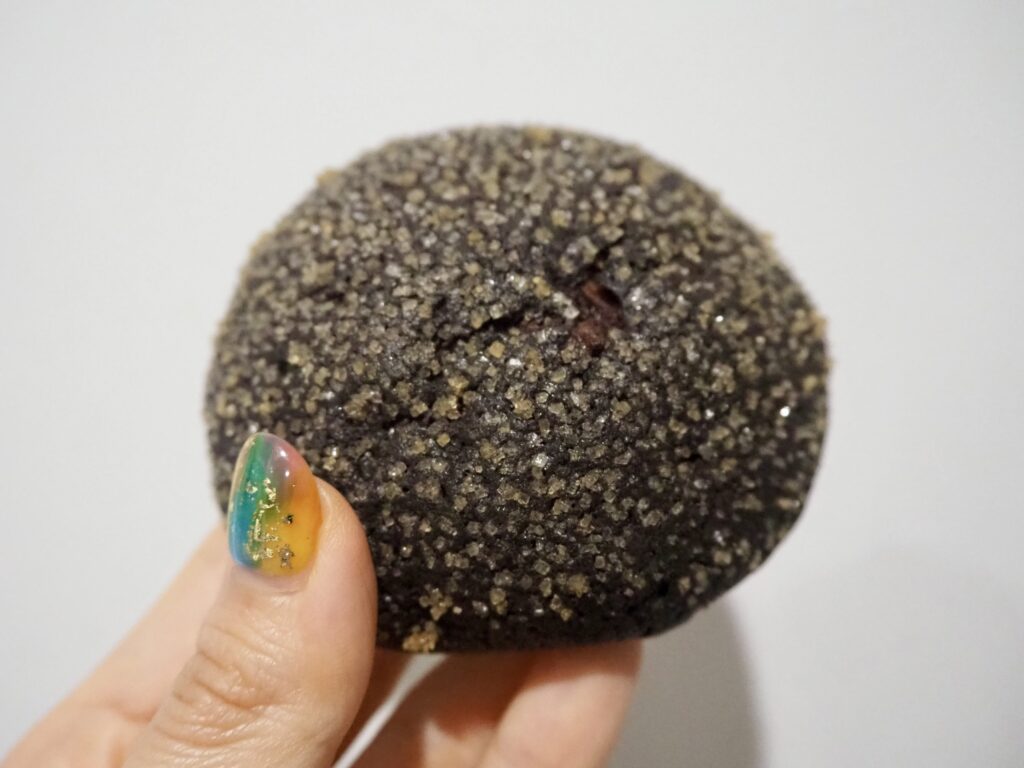 鶴ヶ峰 限定パン くろのメロンパン