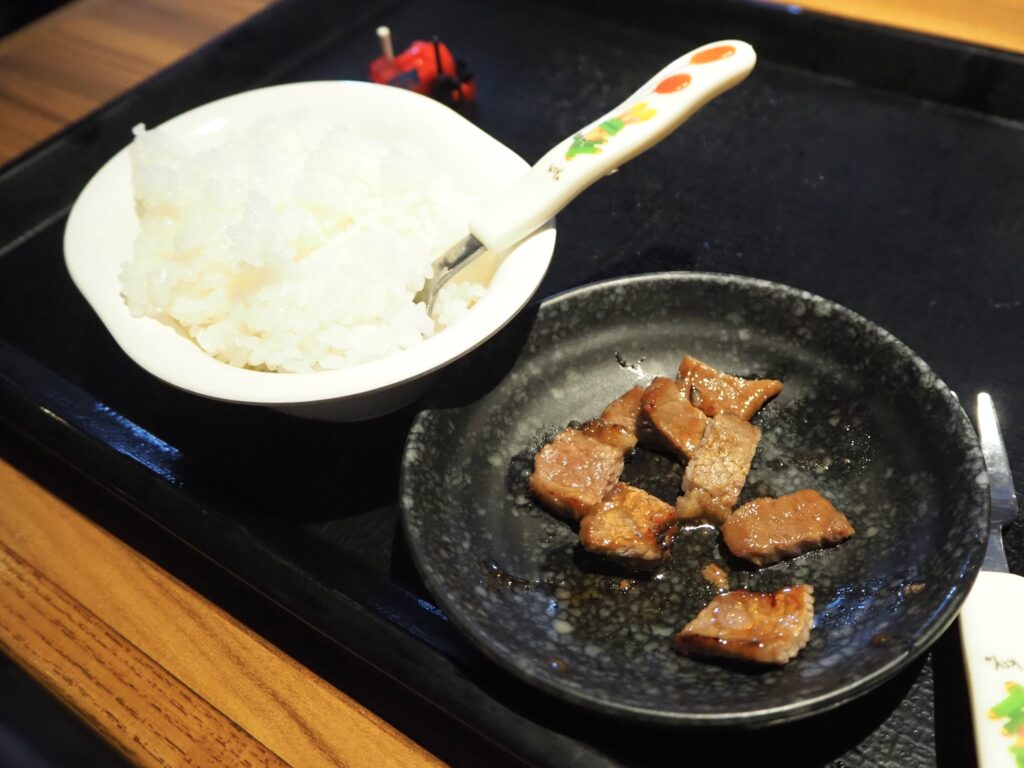 焼肉いちばんの無料キッズカトラリー