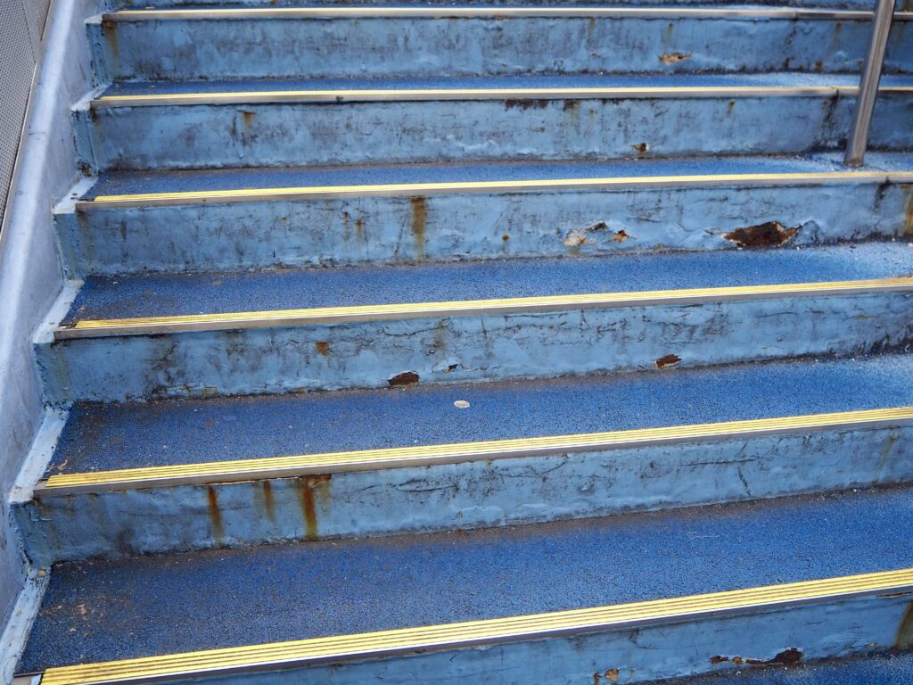 相鉄ムービル　老朽化