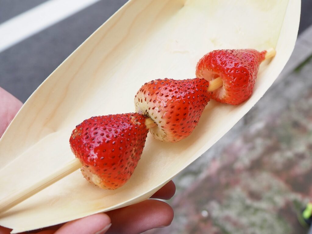 フォルテ祭2025　いちご飴
