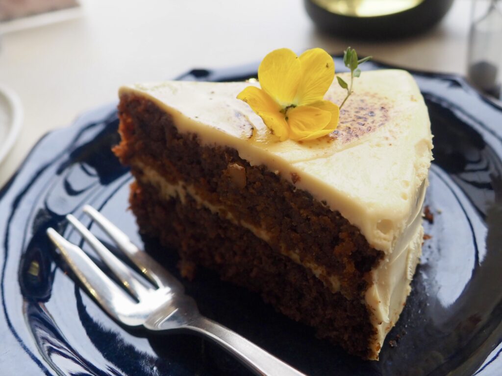 花Lab 羽沢横浜国大店　キャロットケーキ