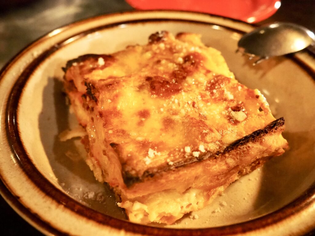 二俣川にあるピザ屋「ヘクトパスカル」のラザニア