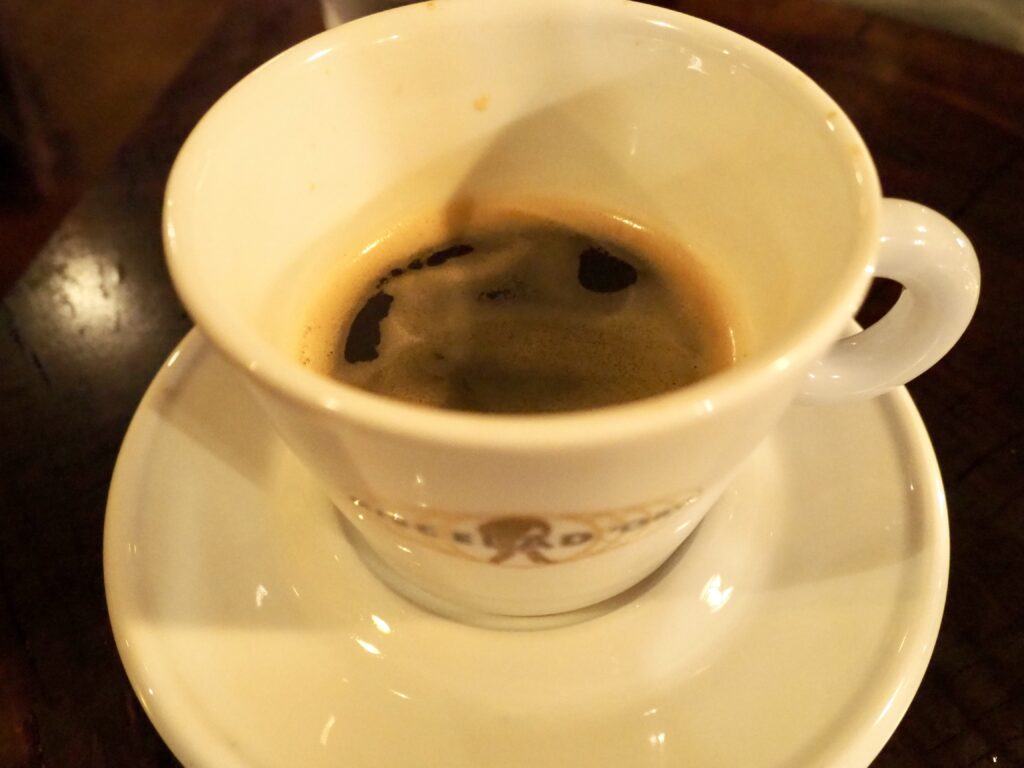 二俣川にあるピザ屋「ヘクトパスカル」のコーヒー