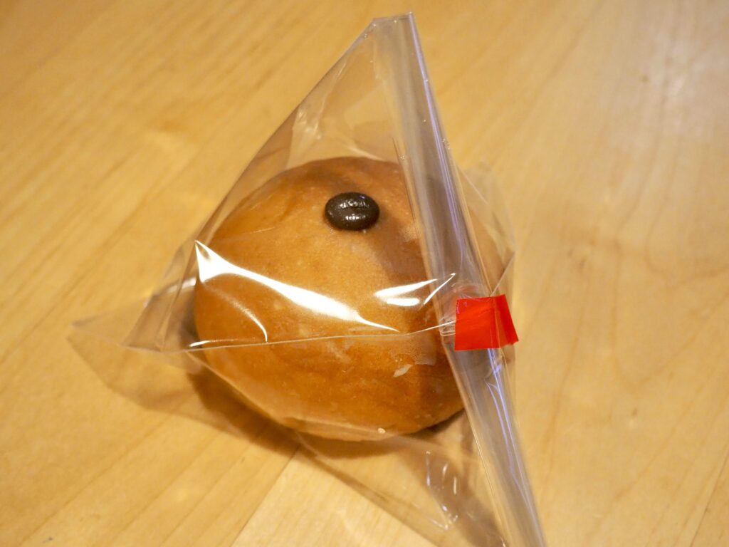 アコタベーカリーのコーヒーあんぱんの写真