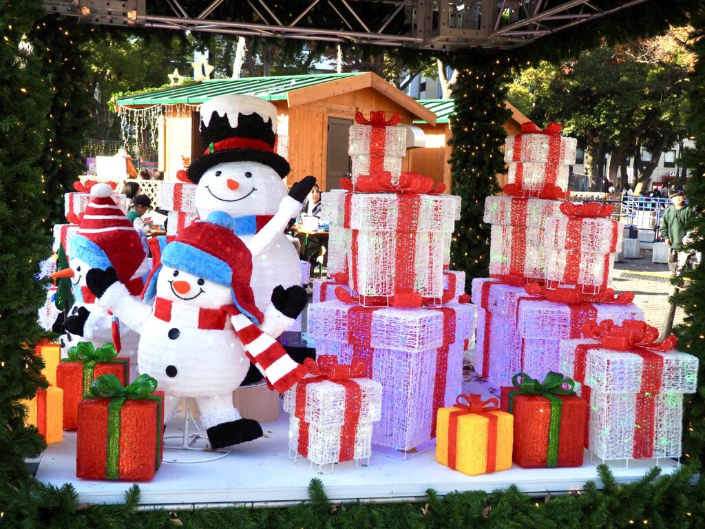 横浜公園のボールパーククリスマスのイルミネーションの写真
