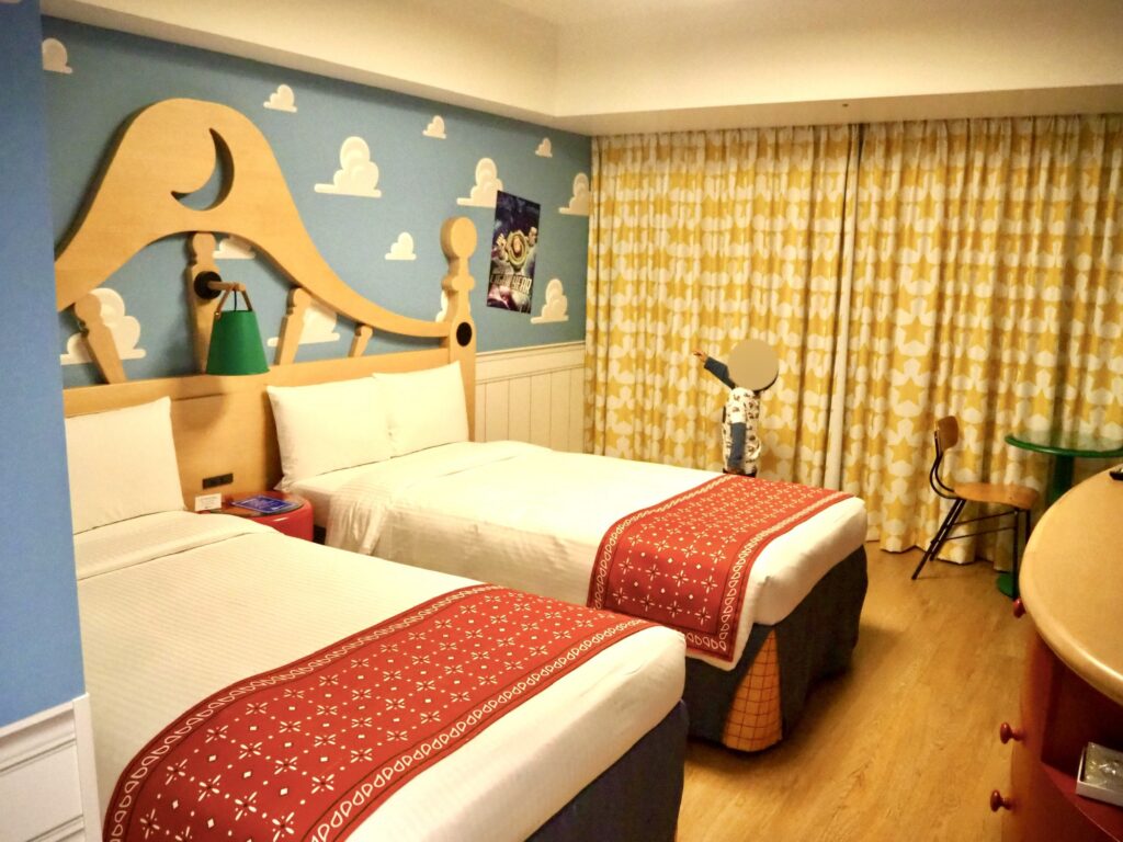 トイストーリーホテルの客室の写真