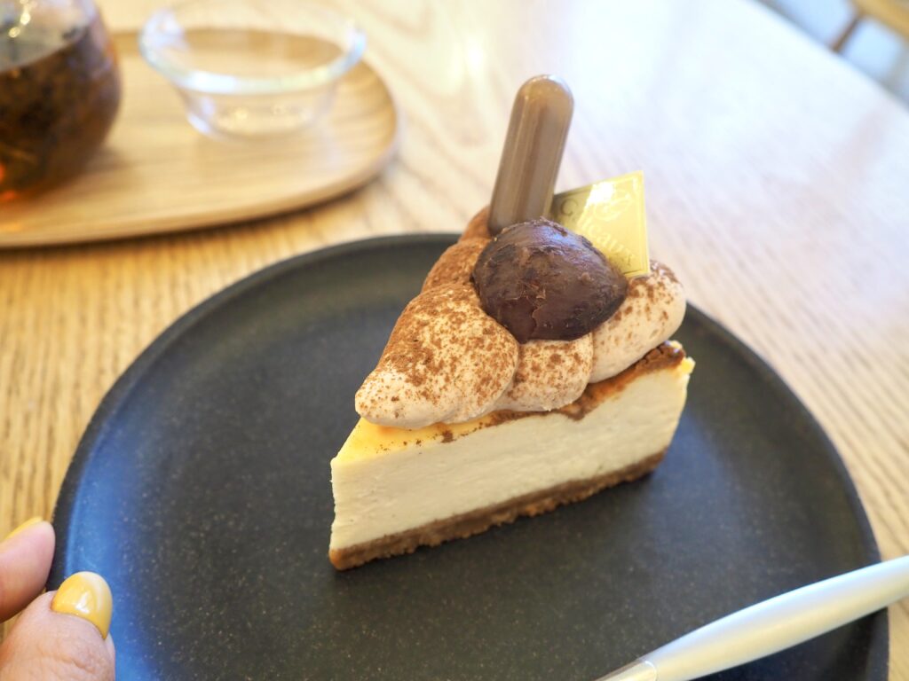 いずみ野駅にあるカフェ白嬉のケーキの写真