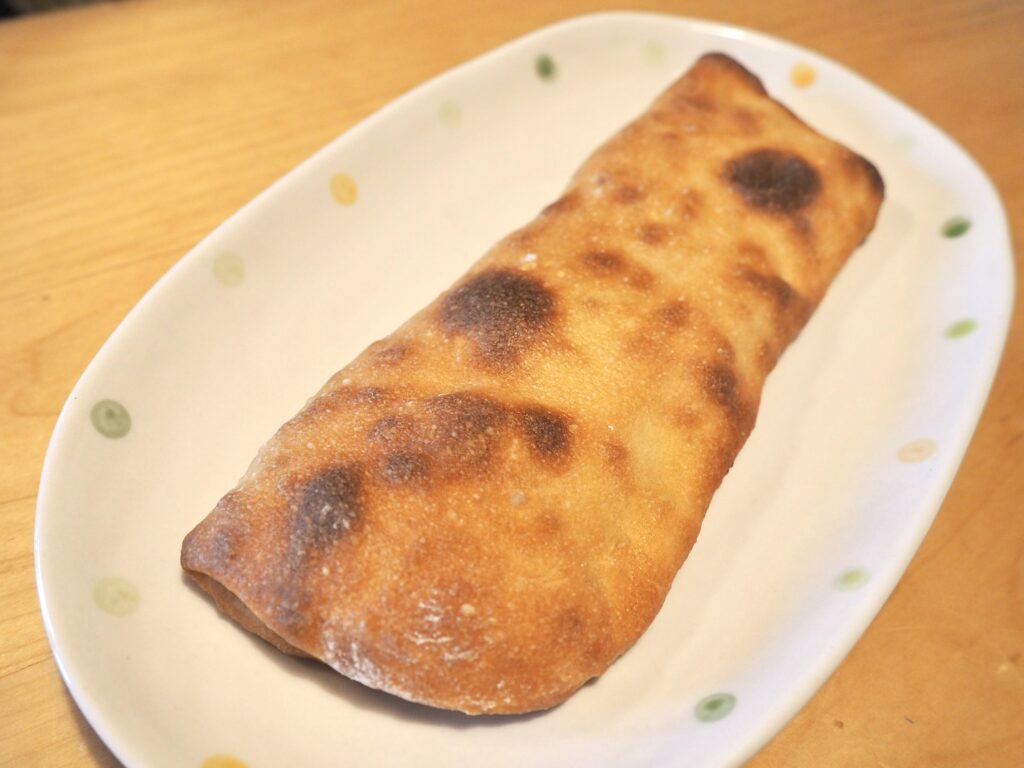 鶴ヶ峰のパン屋くろのぱんのベーコンと柚子胡椒
