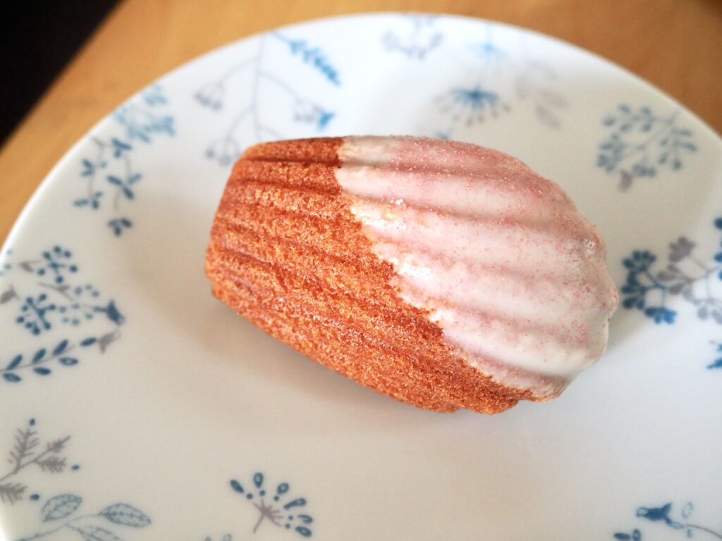 二俣川にあるケーキ屋「パティスリークグラパン」の焼き菓子の写真