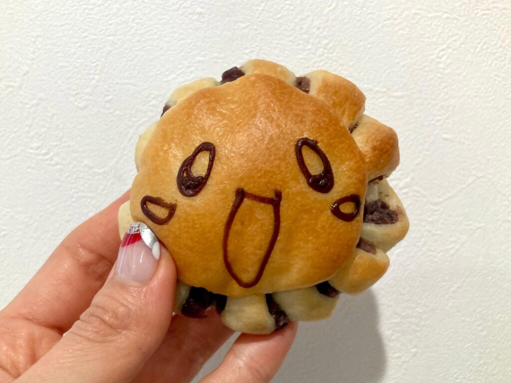 鶴ヶ峰のパン屋「なちゅ〜るロール」のあさひくんパンの写真