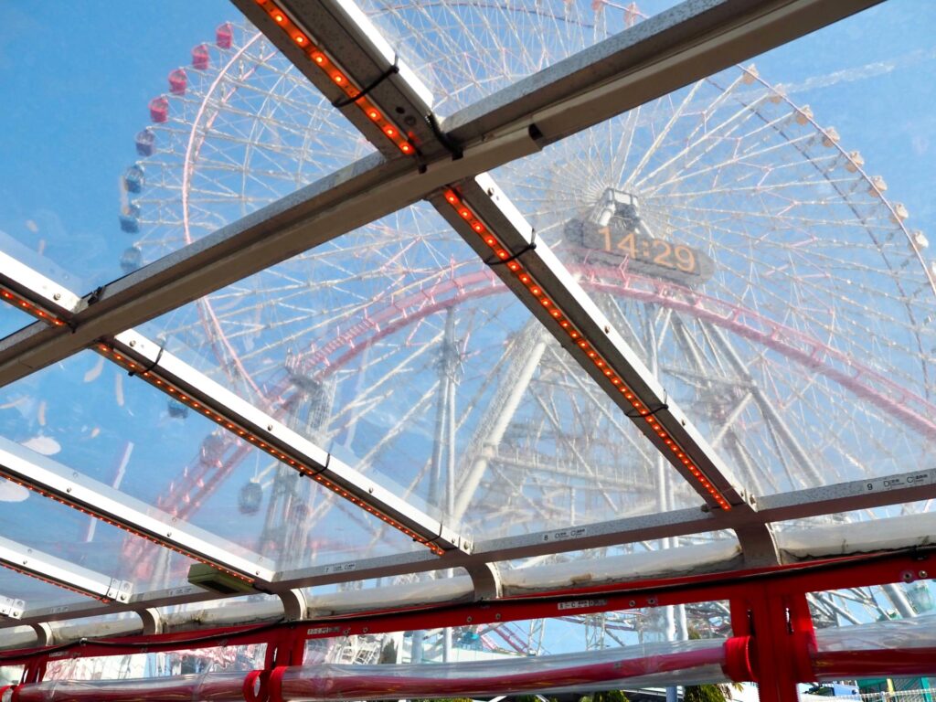 スカイダック横浜から見えるコスモクロックの様子｜みなとみらい