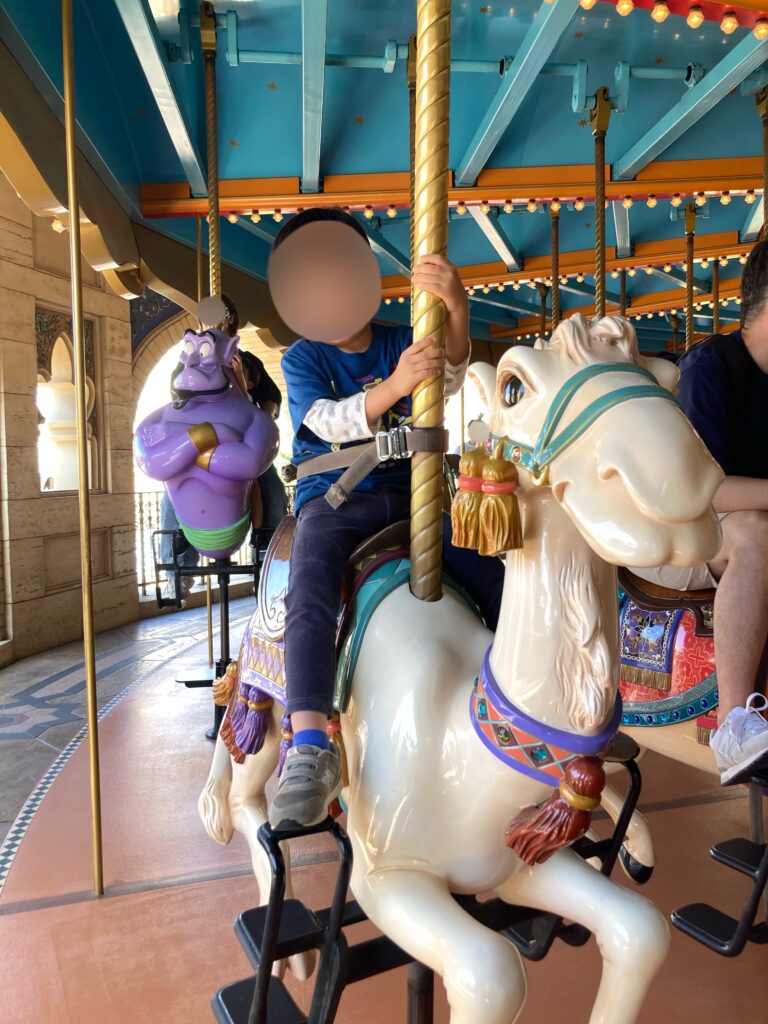 4歳児とディズニーシーに行った体験レポ（メリーゴーランド）